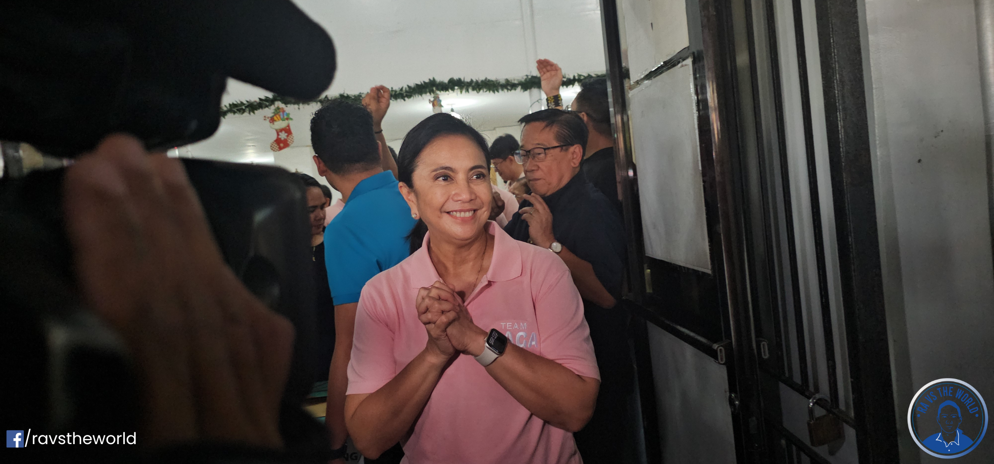 Former VP Robredo files candidacy for Naga City mayor